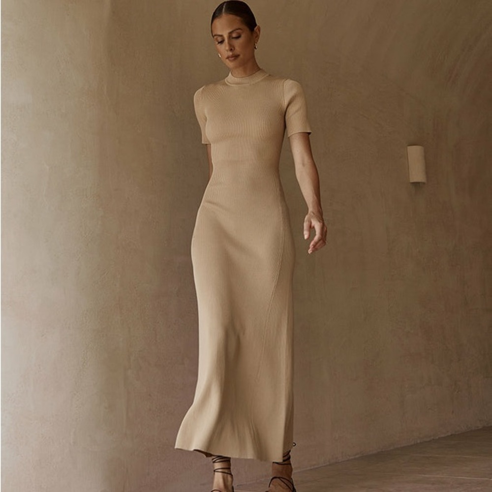 DISSH Donna Warm Wheat Midi Dress size L